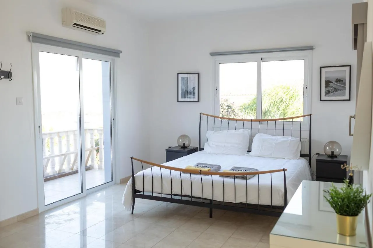 Grand Villa Lynn Seaview Ayia Napa